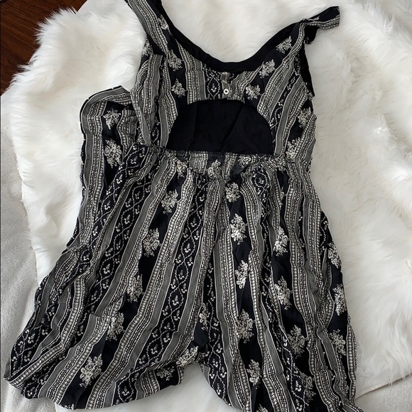 Navy & white jumper - Picture 2 of 2